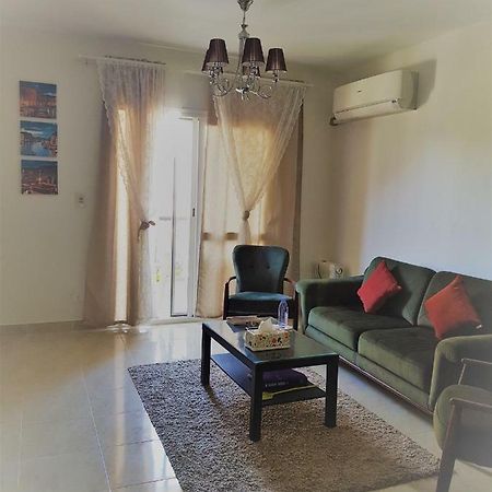 Hayat Al-Rehab Apartment Kairo Bagian luar foto