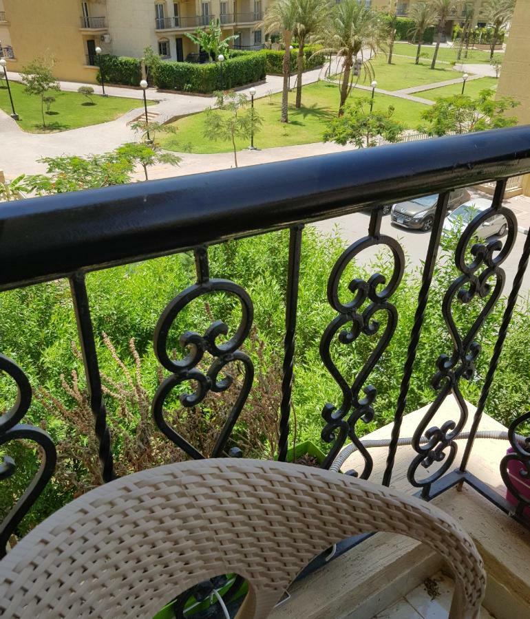 Hayat Al-Rehab Apartment Kairo Bagian luar foto